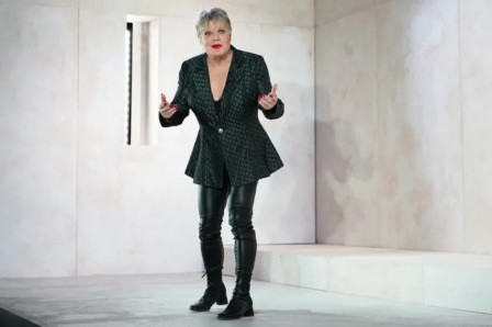 Eddie Izzard's Hamlet announces London dates