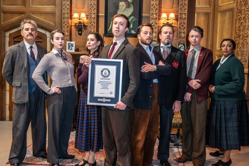 the mousetrap 30,000th performance