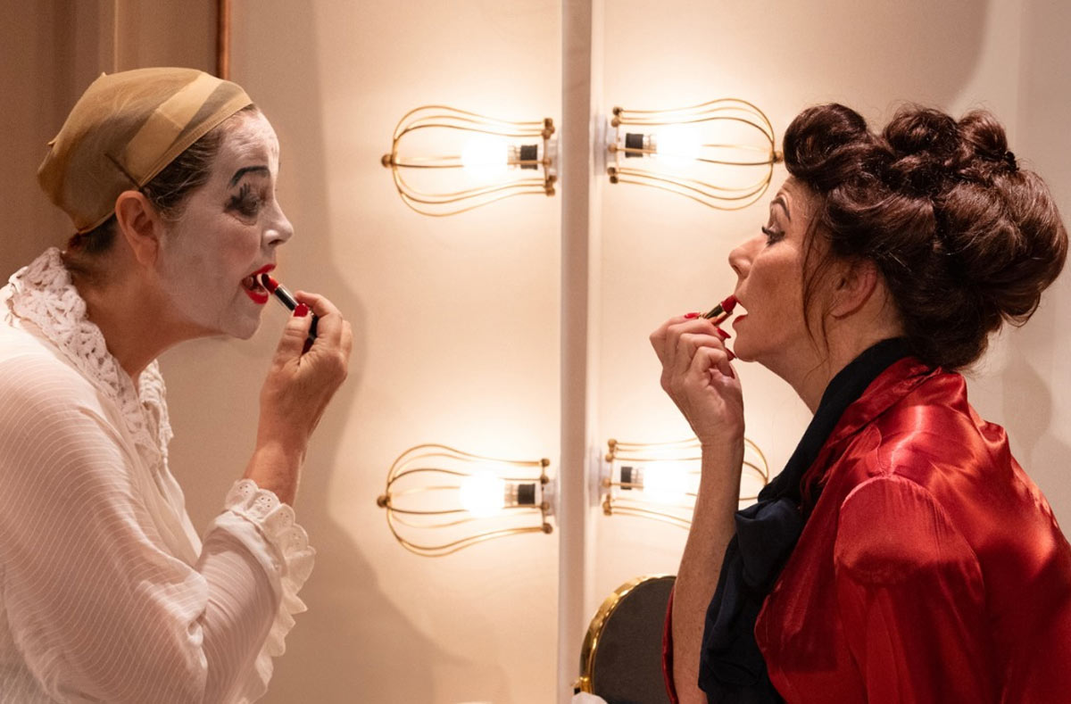 Greta Scacchi (Joan) and Felicity Dean (Bette) in Bette & Joan at Park Theatre. Photo Simon Annand