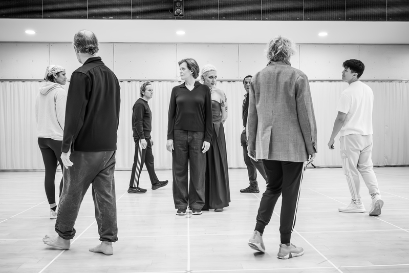 Rehearsal images released for THE TEMPEST at Theatre Royal Drury Lane ...